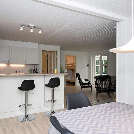Casa vacanze Holiday Bording Ii *